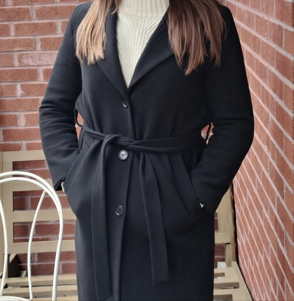 Oversized black wool coat with tie - Picture 1 of 3